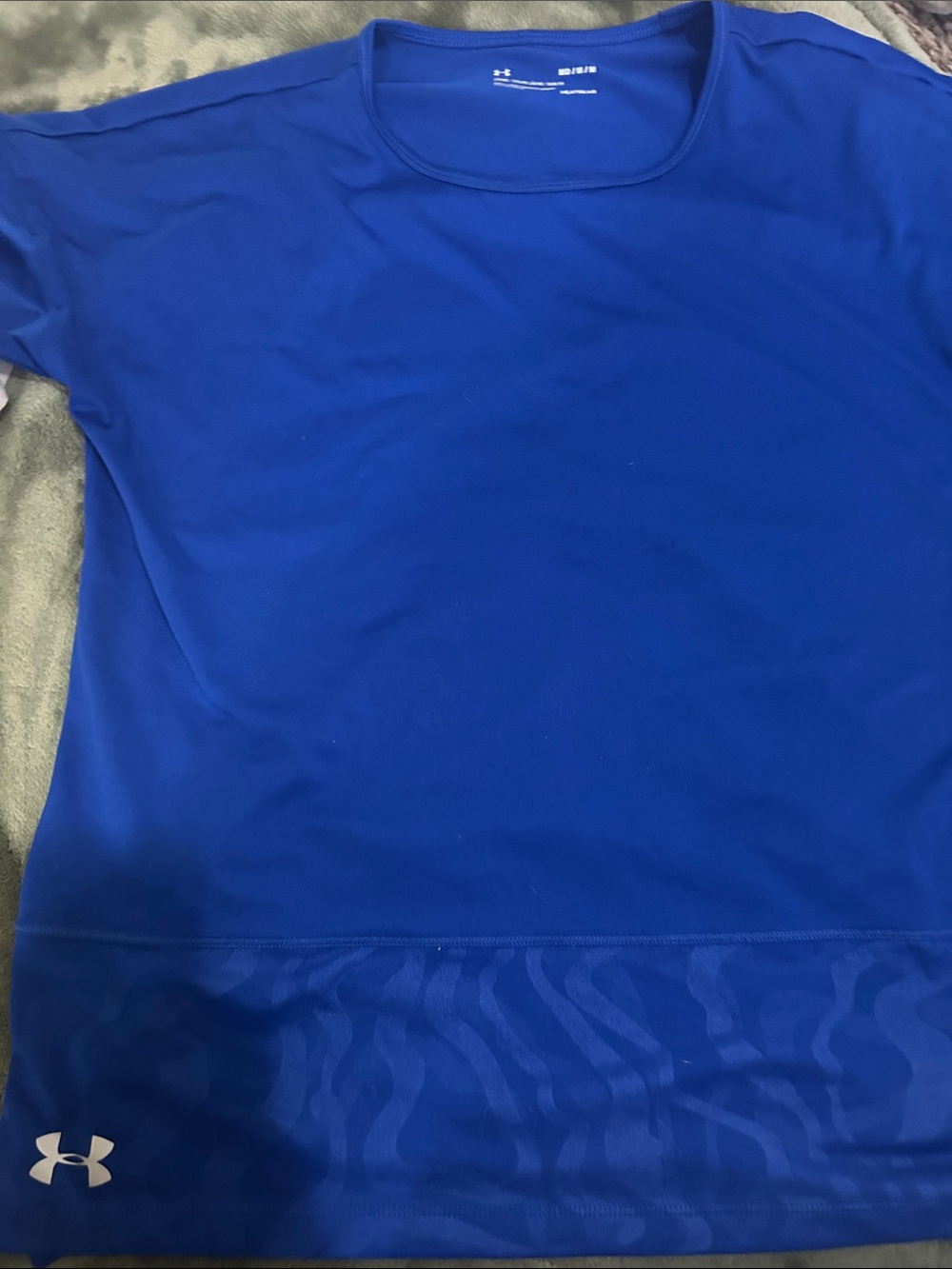 Under Armour Women’s Royal Blue Short Sleeve Performance Tee